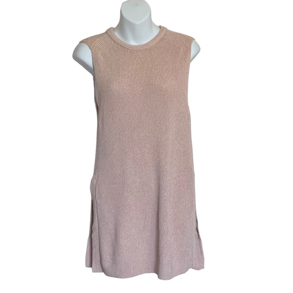 Aritzia Wilfred Palmier Slit Sides Sleeveless Knit Sweater Size Medium - Picture 3 of 8